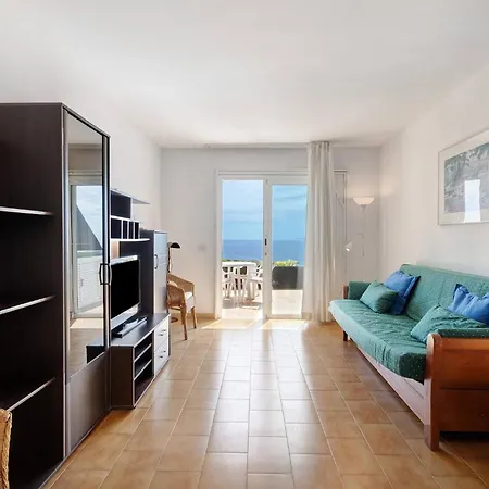 Costa Isora 1 Frontline Apartman *